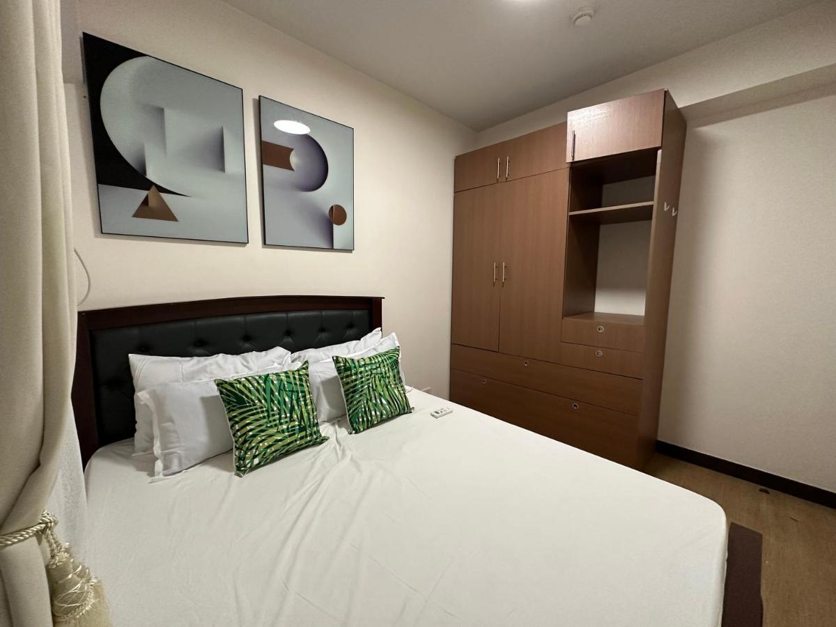 Celandine Residence In Quezon City Caloocan Exterior photo